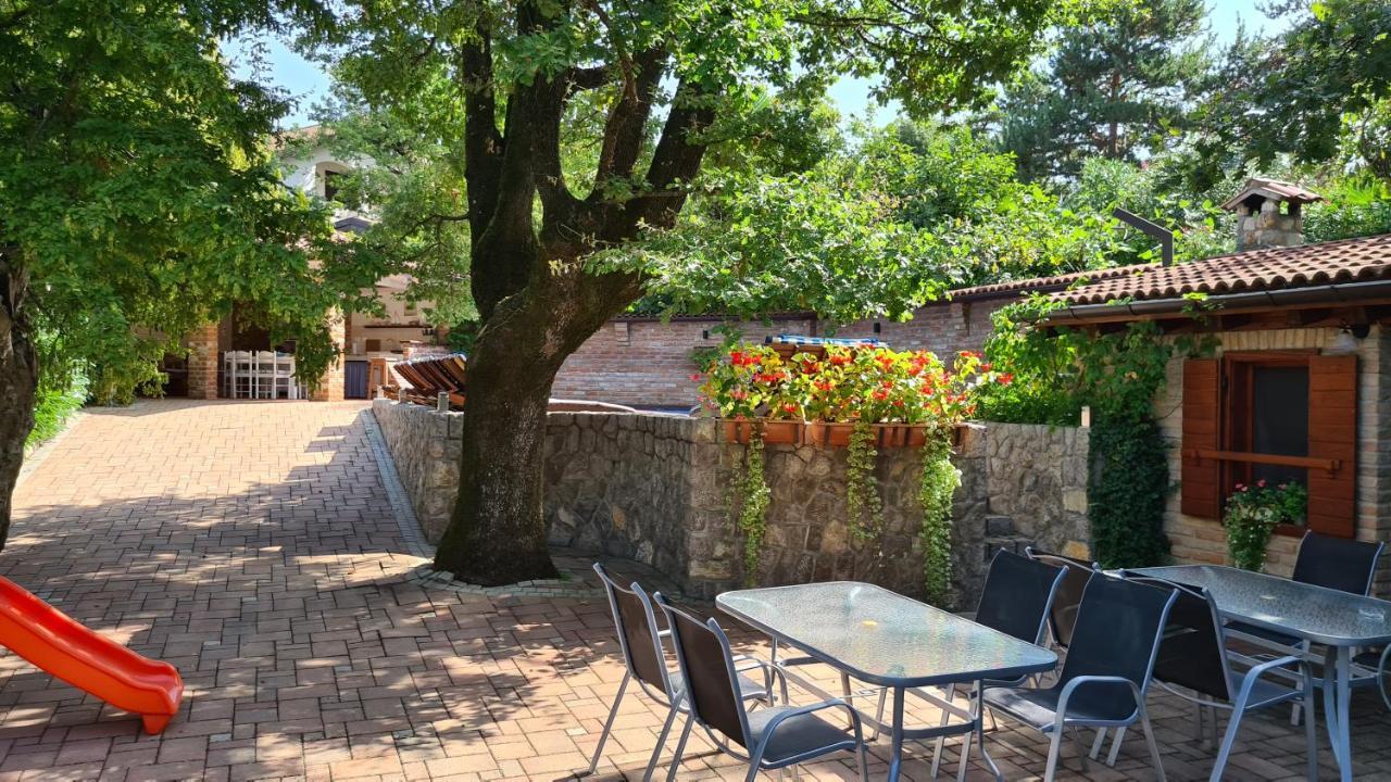 Villa Amalia Apartments Malinska Buitenkant foto